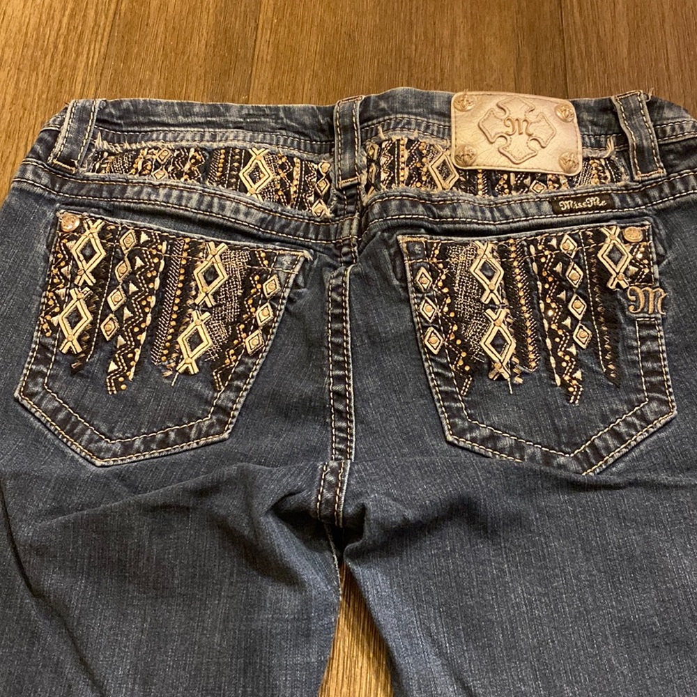 Women’s Miss Me jeans